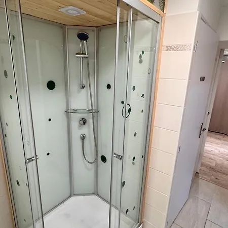 Les Planchettes דירה *