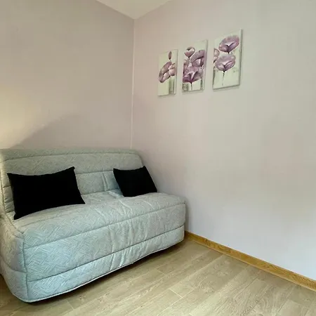 Les Planchettes דירה *